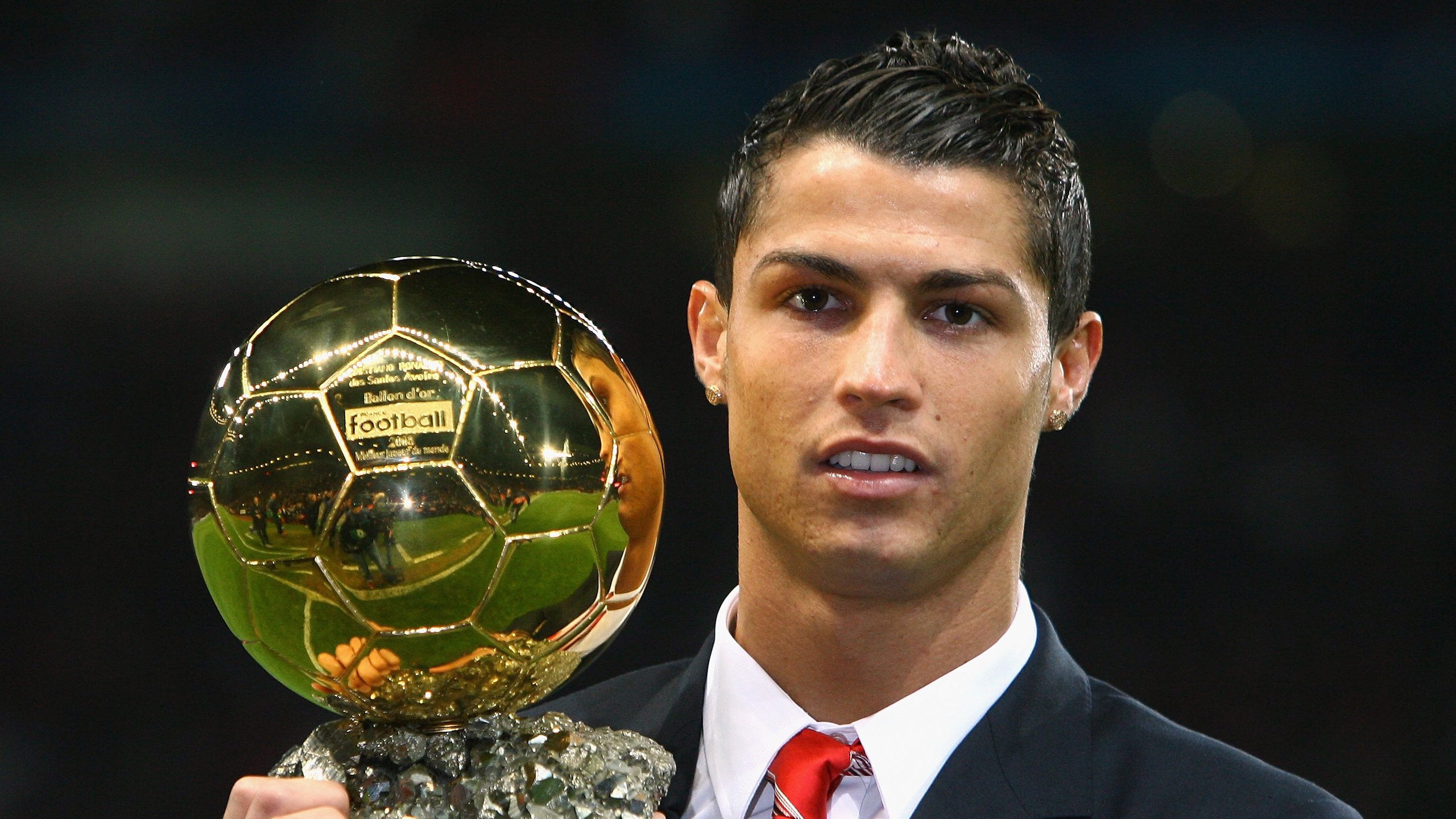 法甲新秀崛起：未来的足球领袖闪耀！，法甲新logo